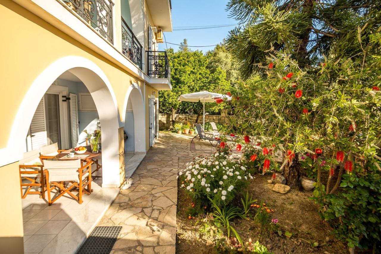 Valeroso Apartment Xirokastellon Экстерьер фото
