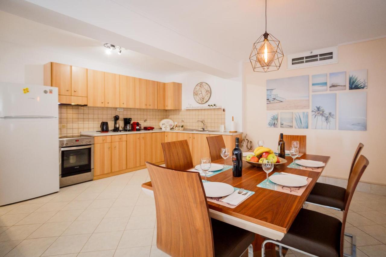 Valeroso Apartment Xirokastellon Экстерьер фото