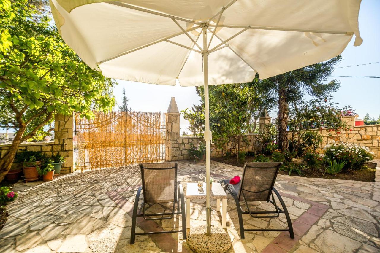 Valeroso Apartment Xirokastellon Экстерьер фото